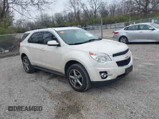 2015 Chevrolet Equinox LT with VIN 1GNALCEK5FZ102283, listed as a IAAI auction lot 42000902 with 300,059 mi miles. Bid and sale history available at carsss.com. Image 1.