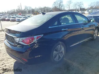 2013 Hyundai Sonata Hybrid with VIN KMHEC4A45DA100712, listed as a IAAI auction lot 41493504 with 1 mi miles. Bid and sale history available at carsss.com. Image 4.