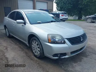 2009 Mitsubishi Galant ES z VIN 4A3AB36F19E023943, wystawiony jako IAAI lot #42420491 z przebiegiem 181 715 mil mil oraz . Historia ofert i sprzedaży dostępna na DreamBid. Obrazek 1.