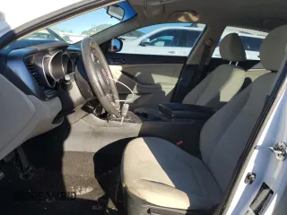 2014 Kia Optima LX z VIN 5XXGM4A7XEG296656, wystawiony jako Copart lot #41903485 z przebiegiem 113 587 mil mil oraz Szkoda całkowita • Salvage title. Historia ofert i sprzedaży dostępna na DreamBid. Obrazek 7.