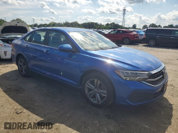 2024 Volkswagen Jetta SE with VIN 3VWEM7BU5RM095018, listed as a Copart auction lot 63504035 with 15,690 mi miles and Salvage title. Bid and sale history available at DreamBid. Image 4.