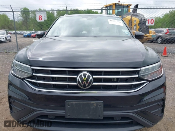 2022 Volkswagen Tiguan SE z VIN 3VV2B7AX4NM093585, wystawiony jako IAAI lot #42267105 z przebiegiem 31 239 mil mil oraz . Historia ofert i sprzedaży dostępna na DreamBid. Obrazek 12.