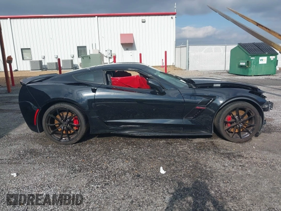 2019 Chevrolet Corvette Grand Sport 1LT z VIN 1G1YV2D70K5105479, wystawiony jako IAAI lot #40877585 z przebiegiem 57 936 mil mil oraz . Historia ofert i sprzedaży dostępna na DreamBid. Obrazek 14.