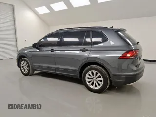2020 Volkswagen Tiguan S z VIN 3VV1B7AX3LM150299, wystawiony jako Copart lot #57995815 z przebiegiem 45 153 mil mil oraz Czysty tytuł • Clean title. Historia ofert i sprzedaży dostępna na DreamBid. Obrazek 2.