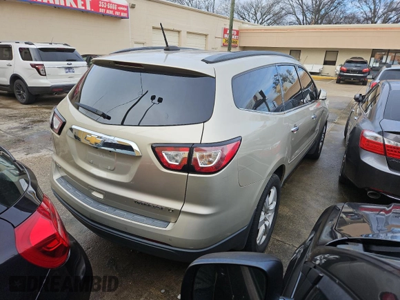 2016 Chevrolet Traverse LT with VIN 1GNKVGKD4GJ145251, listed as a Copart auction lot 84475564 with 192,965 mi miles and Clean Title. Bid and sale history available at DreamBid. Image 4.