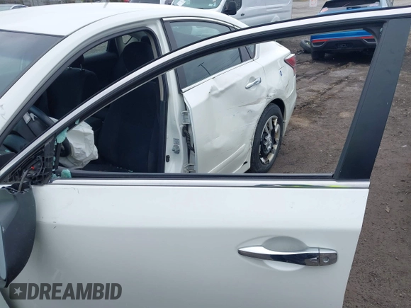 2015 Nissan Altima S z VIN 1N4AL3AP7FN380657, wystawiony jako IAAI lot #41883719 z przebiegiem 155 176 mil mil oraz . Historia ofert i sprzedaży dostępna na DreamBid. Obrazek 6.
