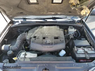 2005 Toyota 4Runner SR5 with VIN JTEZU14R250053554, listed as a Copart auction lot 49553385 with 334,564 mi miles and Clean Title. Bid and sale history available at carsss.com. Image 12.