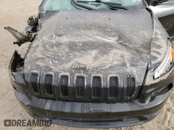 2016 Jeep Cherokee Altitude with VIN 1C4PJMCS7GW148072, listed as a Copart auction lot 49577215 with 146,761 mi miles and Salvage title. Bid and sale history available at DreamBid. Image 13.