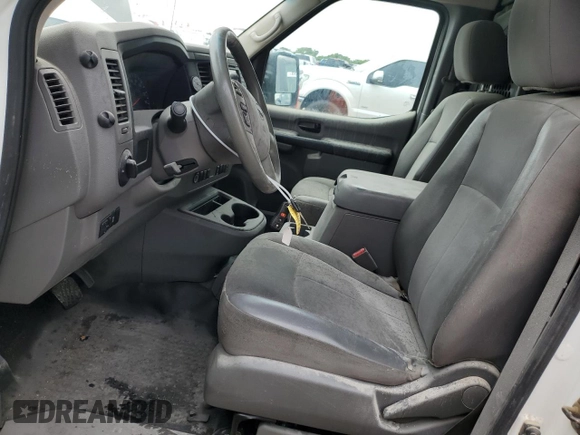 2018 Nissan NV Cargo SV z VIN 1N6AF0LY5JN805076, wystawiony jako Copart lot #56112895 z przebiegiem 229 785 mil mil oraz Tytuł czysty. Historia ofert i sprzedaży dostępna na DreamBid. Obrazek 7.