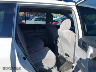 2009 Toyota Highlander with VIN JTEES41A092128461, listed as a IAAI auction lot 41510083 with 222,952 mi miles. Bid and sale history available at carsss.com. Image 8.