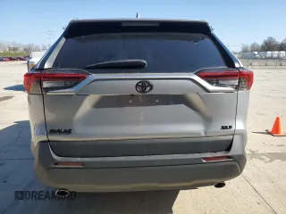 2021 Toyota RAV4 XLE with VIN 2T3W1RFV6MC152866, listed as a Copart auction lot 53529645 with 0 mi miles and Salvage Title. Bid and sale history available at carsss.com. Image 6.