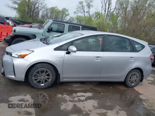 2015 Toyota Prius Two with VIN JTDZN3EU7FJ025812, listed as a IAAI auction lot 41958867 with 129,435 mi miles and . Bid and sale history available at DreamBid. Image 14.