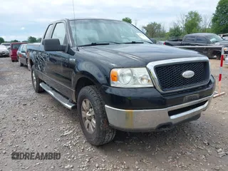 2007 Ford F-150 XLT z VIN 1FTPX14V07FB31670, wystawiony jako IAAI lot #42777889 z przebiegiem 99 850 mil mil oraz . Historia ofert i sprzedaży dostępna na DreamBid. Obrazek 1.