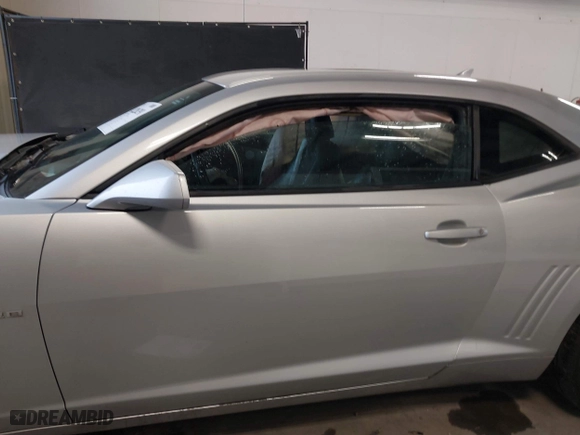 2012 Chevrolet Camaro 2LT with VIN 2G1FC1E3XC9119932, listed as a IAAI auction lot 41226291 with 121,553 mi miles. Bid and sale history available at carsss.com. Image 14.