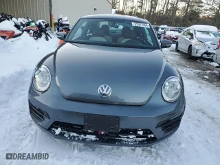 2017 Volkswagen Beetle 1.8T S with VIN 3VWF17ATXHM621177, listed as a Copart auction lot 85921004 with 0 mi miles and Salvage Title. Bid and sale history available at carsss.com. Image 5.