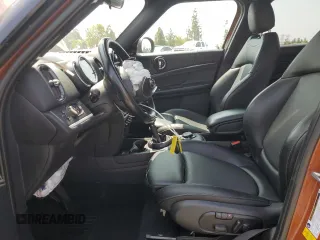 2017 MINI Countryman Cooper S с VIN WMZYT3C37H3D98113, выставлен на аукционе Copart как лот 59313905 с пробегом 124 160 миль миль и Списание • Salvage title. История ставок и продаж доступна на DreamBid. Изображение 7.