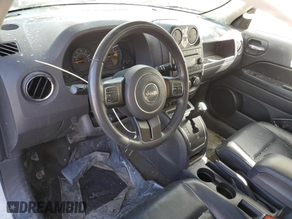 2014 Jeep Patriot High Altitude z VIN 1C4NJPFA0ED928189, wystawiony jako Copart lot #48682375 z przebiegiem 113 178 mil mil oraz Szkoda całkowita • Salvage title. Historia ofert i sprzedaży dostępna na DreamBid. Obrazek 8.
