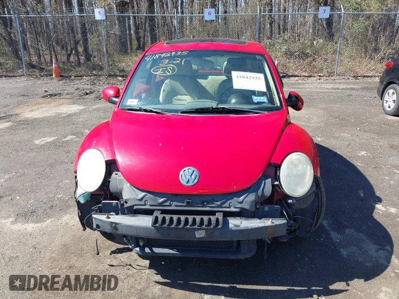 2007 Volkswagen Beetle z VIN 3VWRW31C57M504628, wystawiony jako IAAI lot #41842935 z przebiegiem 185 910 mil mil oraz . Historia ofert i sprzedaży dostępna na DreamBid. Obrazek 12.