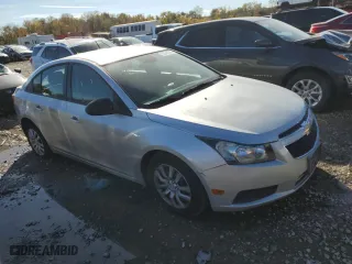 2013 Chevrolet Cruze LS with VIN 1G1PA5SH9D7224109, listed as a Copart auction lot 75542684 with 203,783 mi miles and Clean Title. Bid and sale history available at carsss.com. Image 4.