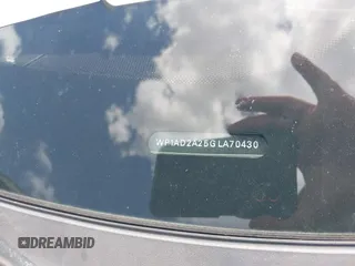 2016 Porsche Cayenne GTS z VIN WP1AD2A25GLA70430, wystawiony jako IAAI lot #42547008 z przebiegiem 108 374 mil mil oraz . Historia ofert i sprzedaży dostępna na DreamBid. Obrazek 9.