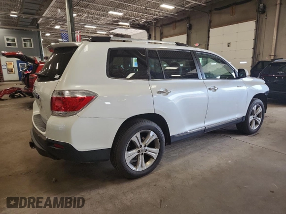 2011 Toyota Highlander Limited with VIN 5TDDK3EH5BS071335, listed as a Copart auction lot 59509395 with 195,068 mi miles and Salvage title. Bid and sale history available at DreamBid. Image 3.