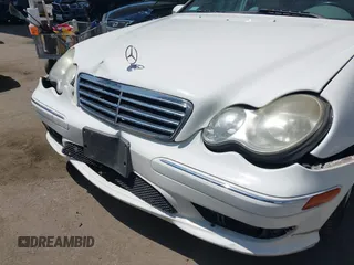 2006 Mercedes-Benz C 230 Sport z VIN WDBRF52H46F772494, wystawiony jako IAAI lot #42202080 z przebiegiem 92 364 mil mil oraz . Historia ofert i sprzedaży dostępna na DreamBid. Obrazek 6.