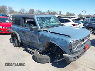2024 Ford Bronco Big Bend z VIN 1FMDE7AH6RLB30212, wystawiony jako IAAI lot #41721194 z przebiegiem 1443 mil mil oraz . Historia ofert i sprzedaży dostępna na DreamBid. Obrazek 1.