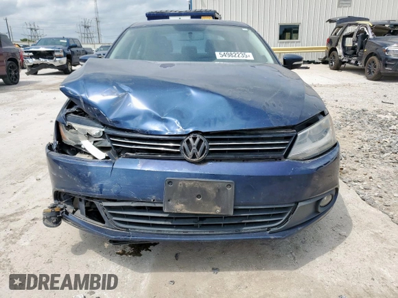 2013 Volkswagen Jetta SEL с VIN 3VWLX7AJ4DM354418, выставлен на аукционе Copart как лот 54982235 с пробегом 147 136 миль миль и Списание • Salvage title. История ставок и продаж доступна на DreamBid. Изображение 5.
