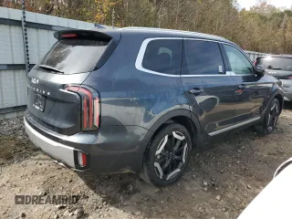 2024 Kia Telluride EX with VIN 5XYP34GC2RG425904, listed as a Copart auction lot 78142484 with 9,696 mi miles and Salvage Title. Bid and sale history available at DreamBid. Image 3.