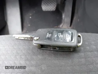 2015 Volkswagen Jetta S с VIN 3VW2K7AJ5FM354165, выставлен на аукционе IAAI как лот 42145647 с пробегом 77 653 миль миль и . История ставок и продаж доступна на DreamBid. Изображение 11.