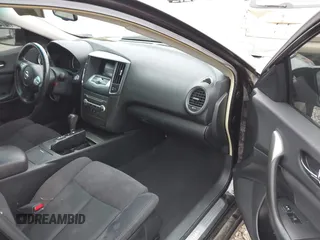 2014 Nissan Maxima SV z VIN 1N4AA5AP2EC456040, wystawiony jako IAAI lot #41617295 z przebiegiem 220 033 mil mil oraz . Historia ofert i sprzedaży dostępna na DreamBid. Obrazek 5.