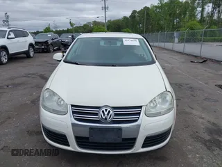 2008 Volkswagen Jetta Sedan SE with VIN 3VWRM71K88M163490, listed as a IAAI auction lot 41978840 with 178,605 mi miles. Bid and sale history available at carsss.com. Image 12.