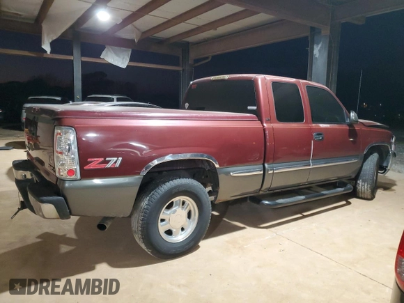 2000 GMC New Sierra 1500 SLE with VIN 1GTEK19T3YE218791, listed as a Copart auction lot 82482734 with 242,277 mi miles and Salvage Title. Bid and sale history available at carsss.com. Image 3.