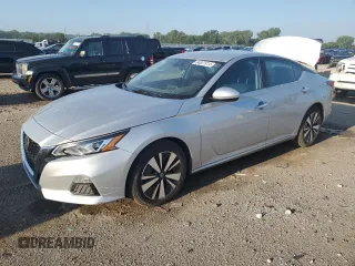 2022 Nissan Altima SV z VIN 1N4BL4DV6NN306889, wystawiony jako Copart lot #64837014 z przebiegiem 70 319 mil mil oraz Szkoda całkowita • Salvage title. Historia ofert i sprzedaży dostępna na DreamBid. Obrazek 1.