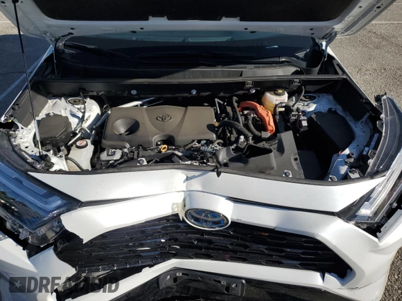 2024 Toyota RAV4 Hybrid XSE with VIN 2T3E6RFV4RW060903, listed as a Copart auction lot 49515785 with 8,637 mi miles and Salvage Title. Bid and sale history available at DreamBid. Image 11.