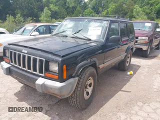 2001 Jeep Cherokee Sport with VIN 1J4FF48S31L601063, listed as a IAAI auction lot 42302200 with 251,308 mi miles and . Bid and sale history available at DreamBid. Image 2.