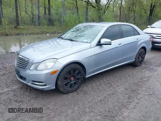 2013 Mercedes-Benz E 350 Luxury with VIN WDDHF8JB6DA663482, listed as a IAAI auction lot 42206803 with 205,236 mi miles and . Bid and sale history available at DreamBid. Image 17.