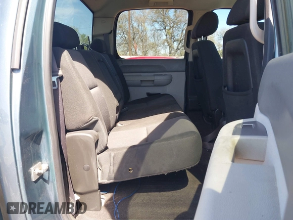 2013 Chevrolet Silverado 1500 with VIN 3GCPCPEA7DG343213, listed as a IAAI auction lot 41782731 with 109,795 mi miles and . Bid and sale history available at DreamBid. Image 8.