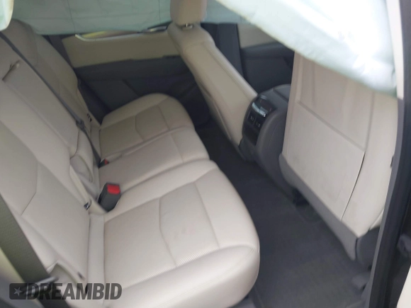 2021 Cadillac XT5 FWD Premium Luxury with VIN 1GYKNCRS2MZ185678, listed as a IAAI auction lot 41143084 with 25,399 mi miles and . Bid and sale history available at carsss.com. Image 8.