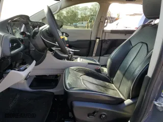 2023 Chrysler Pacifica Hybrid Limited with VIN 2C4RC1S70PR503378, listed as a Copart auction lot 78168074 with 23,160 mi miles and Salvage Title. Bid and sale history available at carsss.com. Image 7.