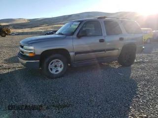 2001 Chevrolet Tahoe LS z VIN 1GNEC13T71J279958, wystawiony jako Copart lot #43281615 z przebiegiem 179 606 mil mil oraz Czysty tytuł • Clean title. Historia ofert i sprzedaży dostępna na DreamBid. Obrazek 1.