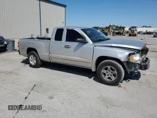 2006 Dodge Dakota SLT with VIN 1D7HE42K36S554565, listed as a Copart auction lot 53402695 with 144,433 mi miles and Salvage Title. Bid and sale history available at carsss.com. Image 4.