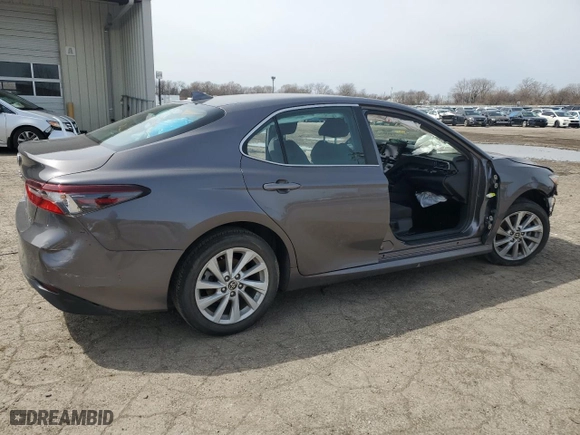 2023 Toyota Camry LE with VIN 4T1C11AK8PU727451, listed as a Copart auction lot 51502845 with 39,173 mi miles and Clean Title. Bid and sale history available at carsss.com. Image 3.