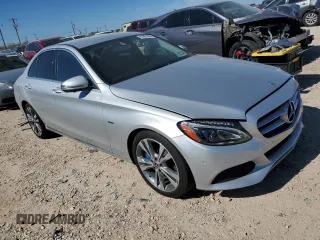 2017 Mercedes-Benz C 350e with VIN 55SWF4HB6HU221135, listed as a Copart auction lot 81967364 with 84,851 mi miles and Clean Title. Bid and sale history available at DreamBid. Image 4.