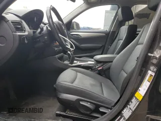 2014 BMW X1 xDrive28i with VIN WBAVL1C56EVY18897, listed as a Copart auction lot 47268615 with 270,512 mi miles and Clean Title. Bid and sale history available at carsss.com. Image 7.