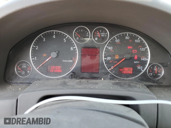 2004 Audi A6 z VIN WAUJT64B44N041912, wystawiony jako Copart lot #55719735 z przebiegiem 130 266 mil mil oraz Czysty tytuł • Clean title. Historia ofert i sprzedaży dostępna na DreamBid. Obrazek 9.