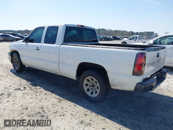 2006 Chevrolet Silverado 1500 Work Truck with VIN 1GCEC19XX6Z253172, listed as a IAAI auction lot 41747425 with 233,008 mi miles. Bid and sale history available at carsss.com. Image 3.