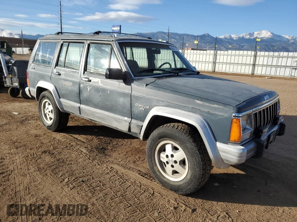 1992 Jeep Cherokee with VIN 1J4FJ58S7NL136135, listed as a Copart auction lot 86016134 with 160,259 mi miles and Clean title. Bid and sale history available at DreamBid. Image 4.
