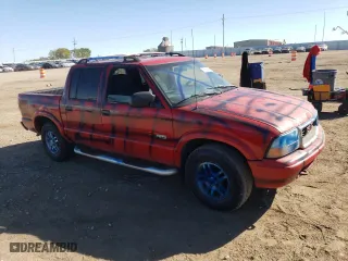 2003 GMC Sonoma SLS with VIN 1GTDT13X43K116642, listed as a Copart auction lot 73126134 with 0 mi miles and Salvage Title. Bid and sale history available at carsss.com. Image 4.