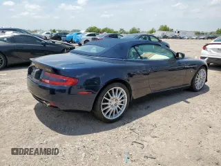 2007 Aston Martin DB9 z VIN SCFAD02A57GB08568, wystawiony jako Copart lot #57238375 z przebiegiem 41 255 mil mil oraz Tytuł czysty. Historia ofert i sprzedaży dostępna na DreamBid. Obrazek 3.
